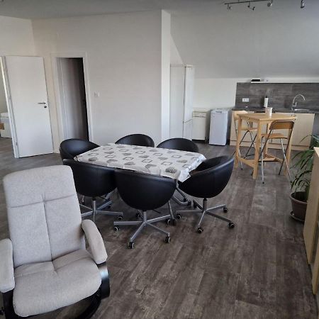 Appartement Andrea Galambok Екстериор снимка