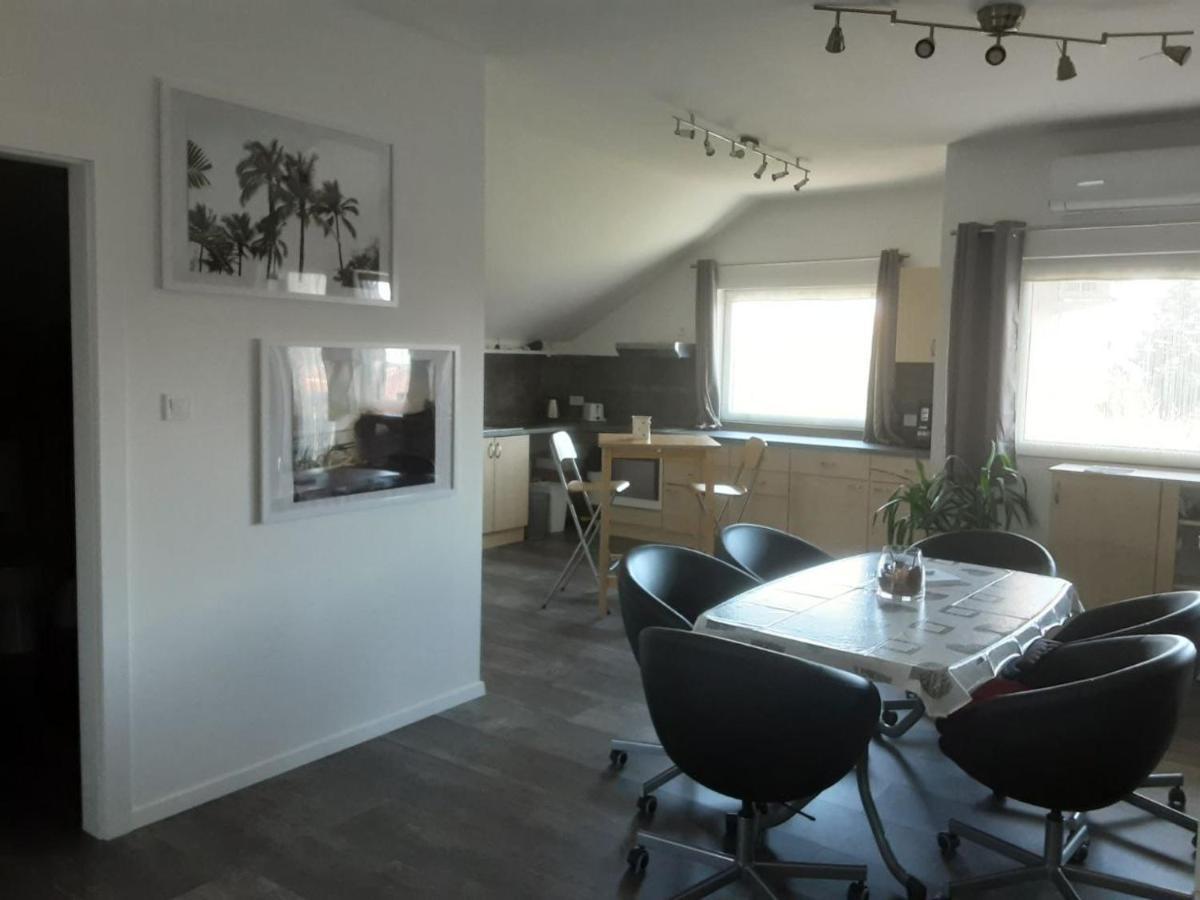 Appartement Andrea Galambok Екстериор снимка